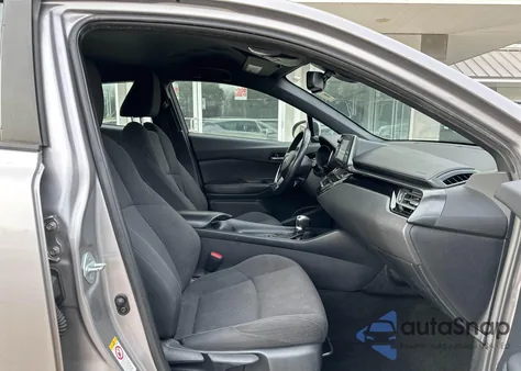 2018 Toyota C-Hr Xle Premium from USA, damaged, VIN NMTKHMBX2JR029953